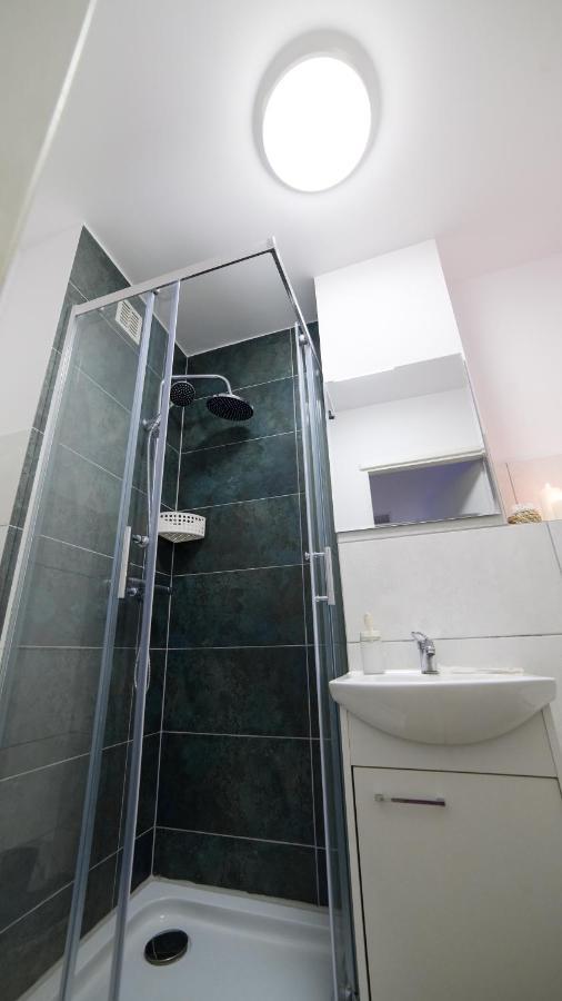 Wow Rooms Warsaw Exterior photo